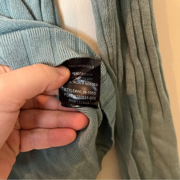 Wishlist Quarter Button Up Long Sleeve Teal Top Medium - Picture 3 of 7